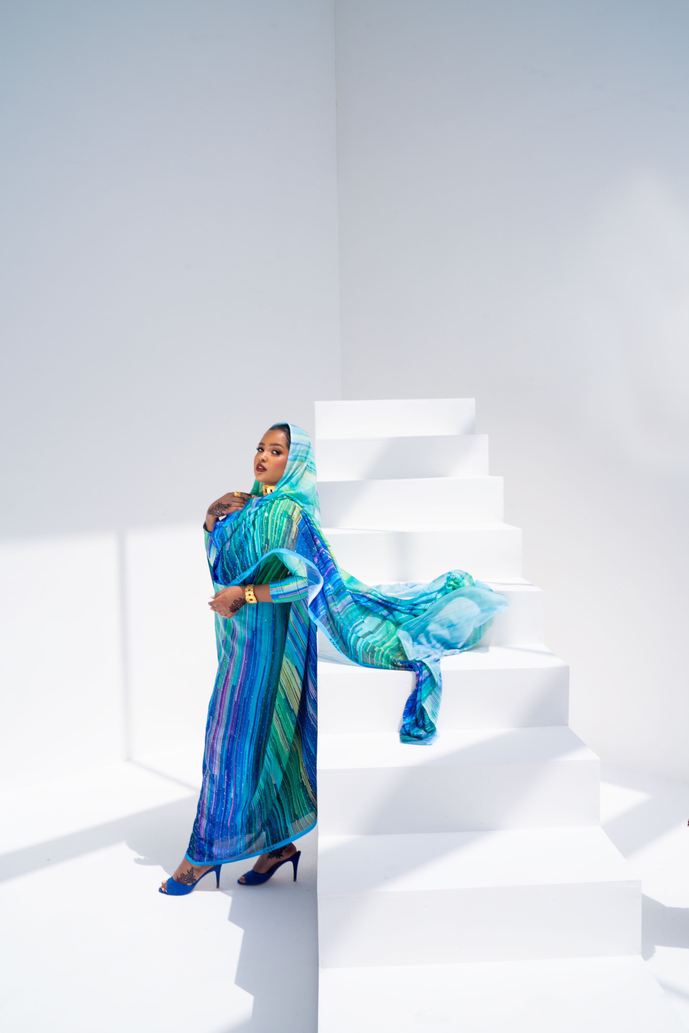 Blue Electrica Toub