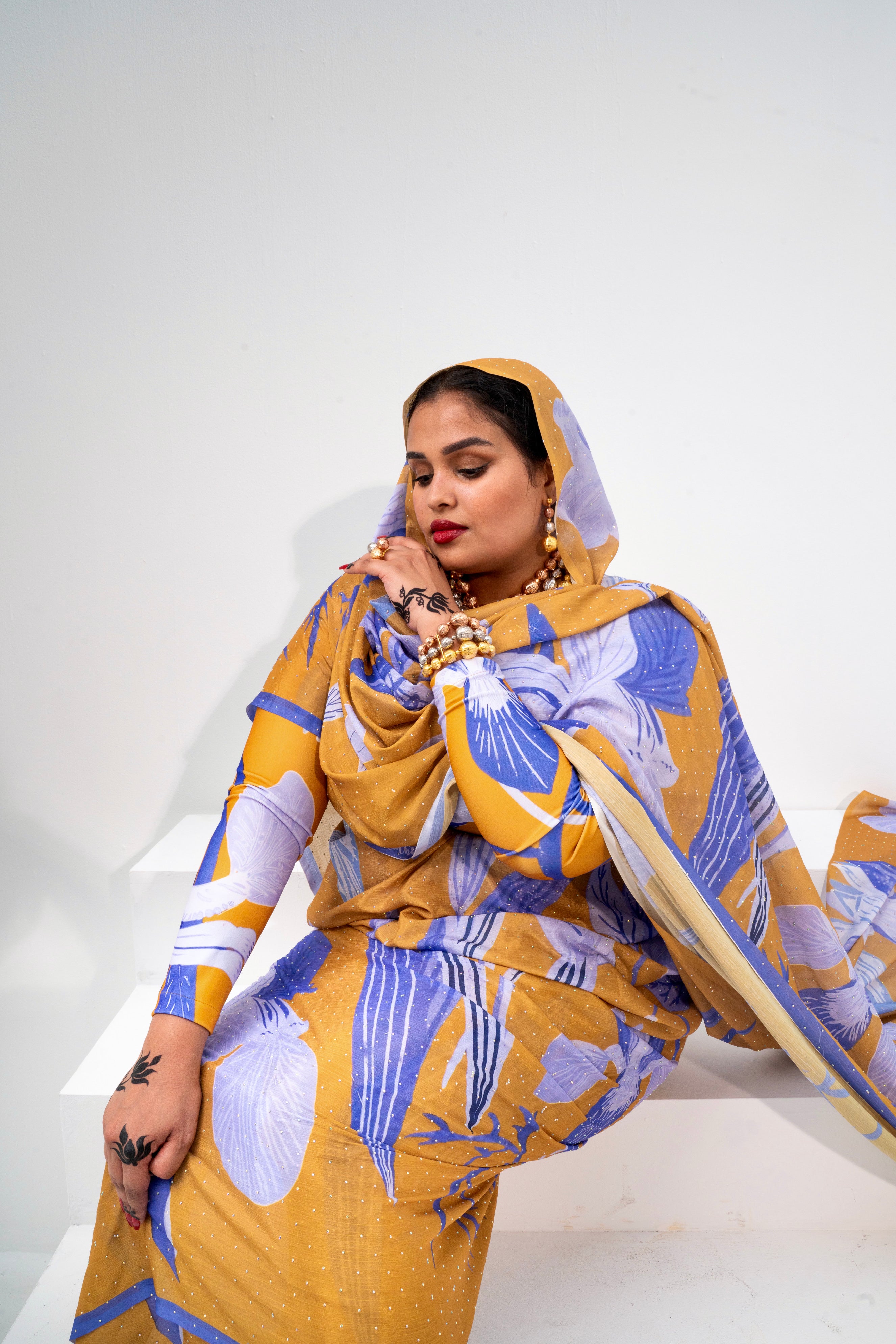 Blue Flory Toub