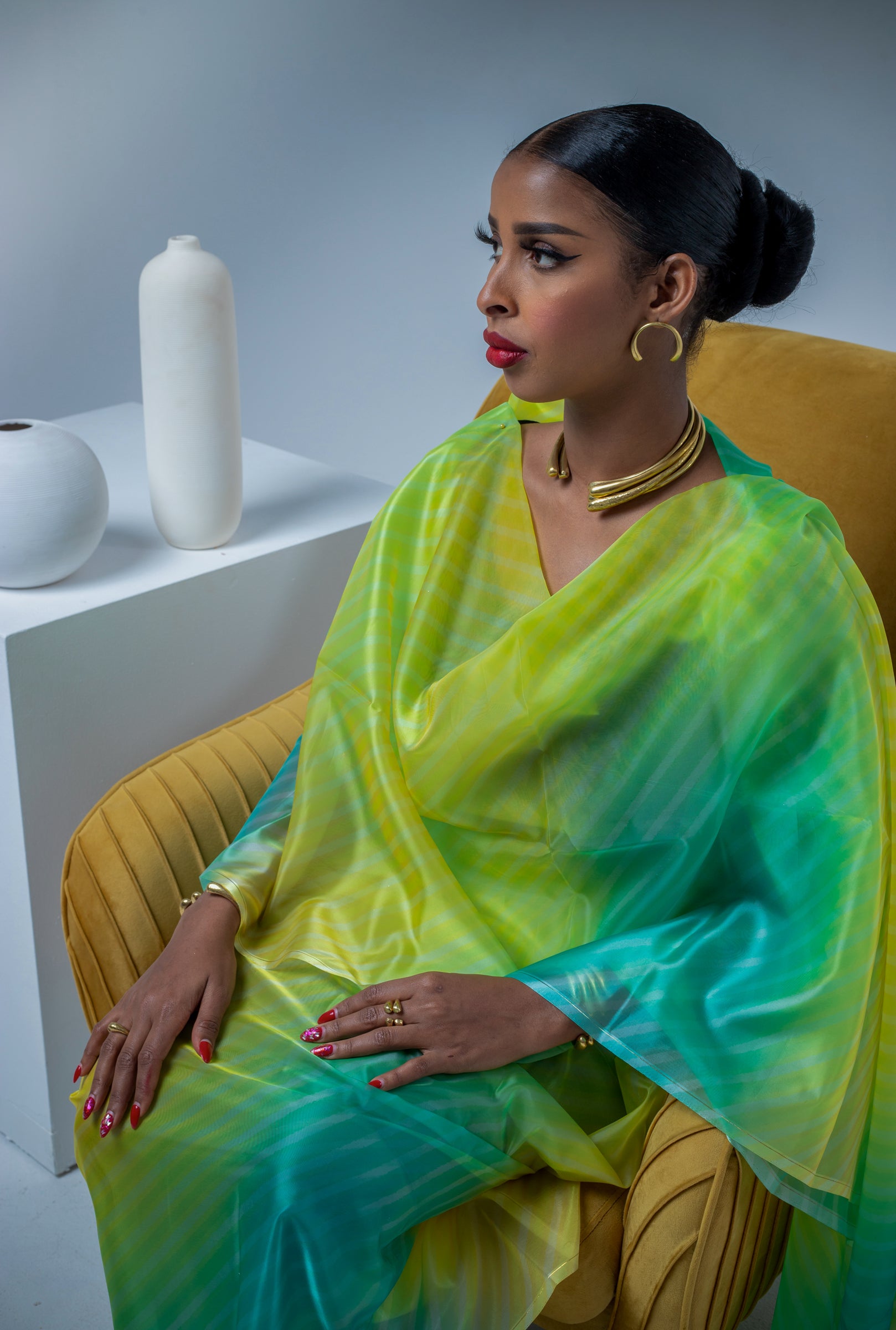 Two Shades Strips Thoub