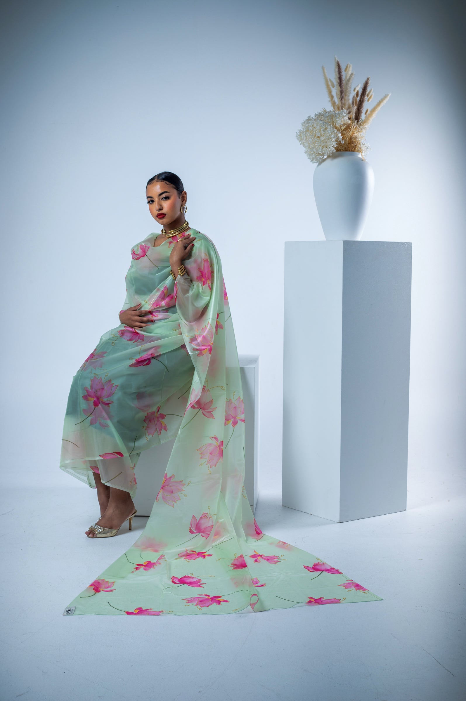 Mint flora thoub