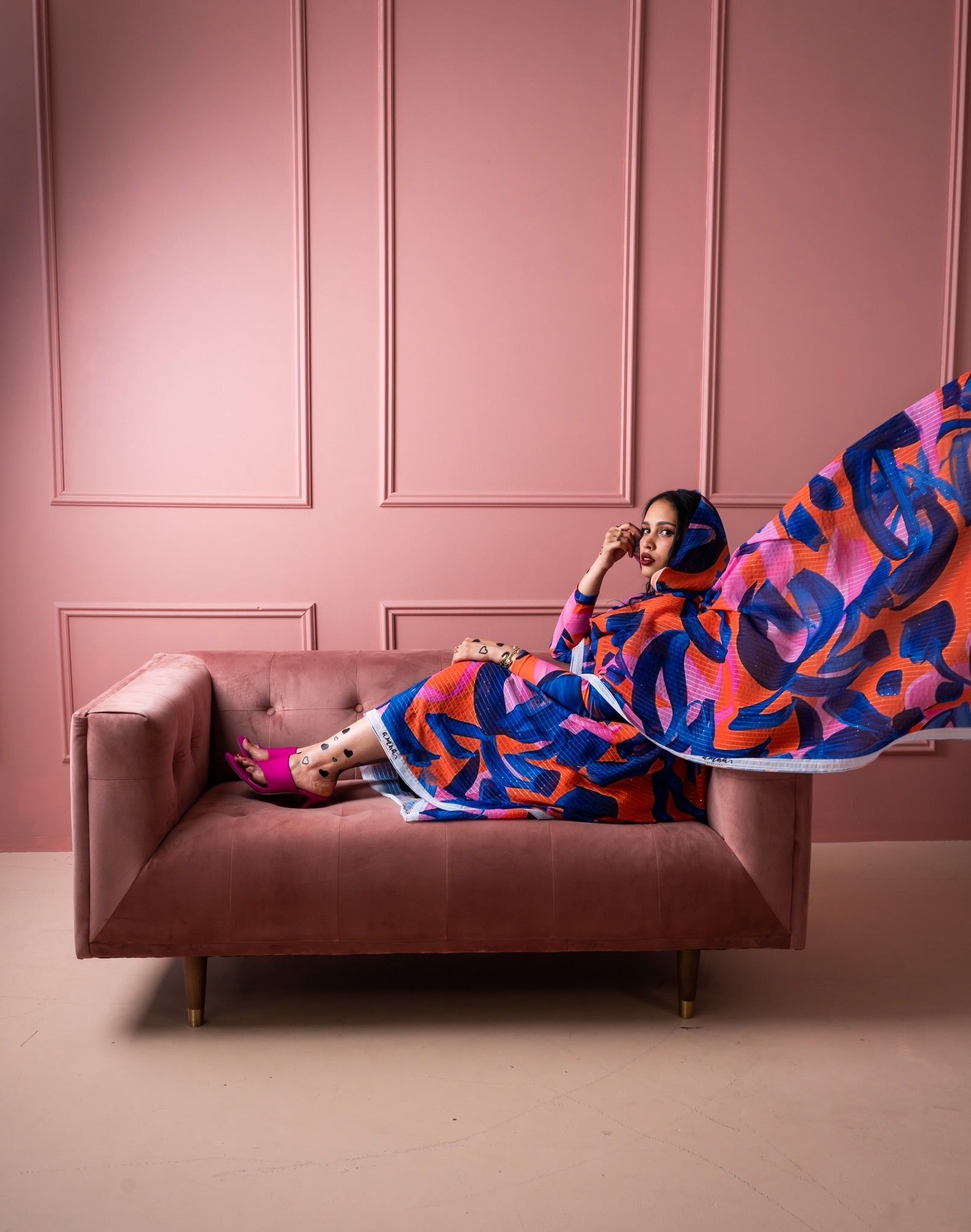 Orange-blue sequins Toub