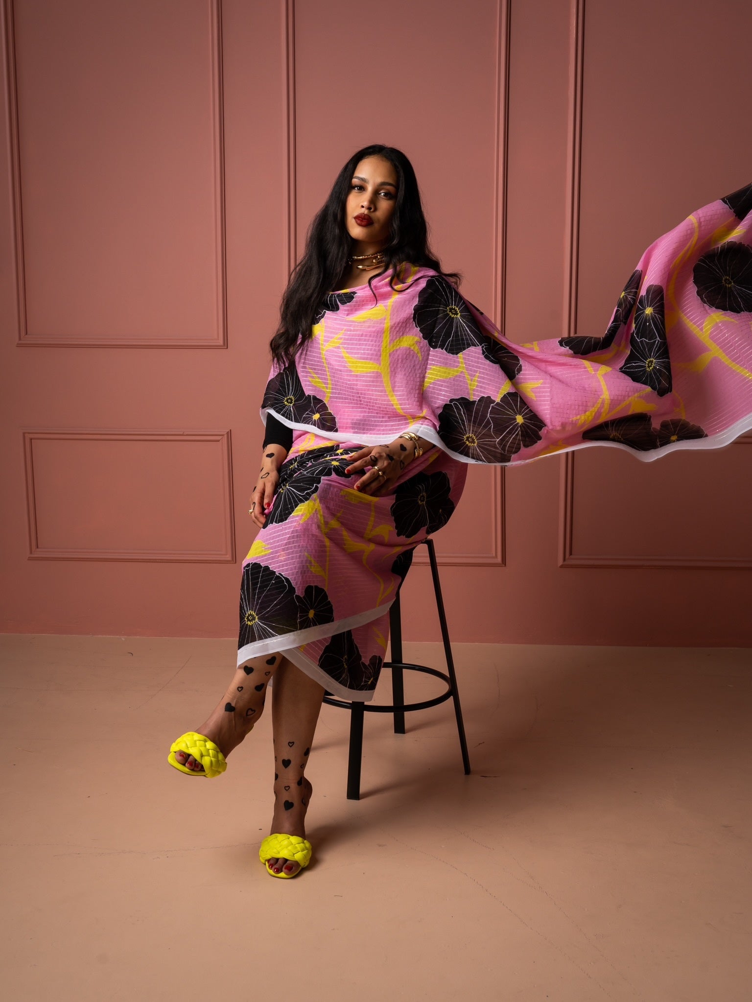 Black Flora Toub