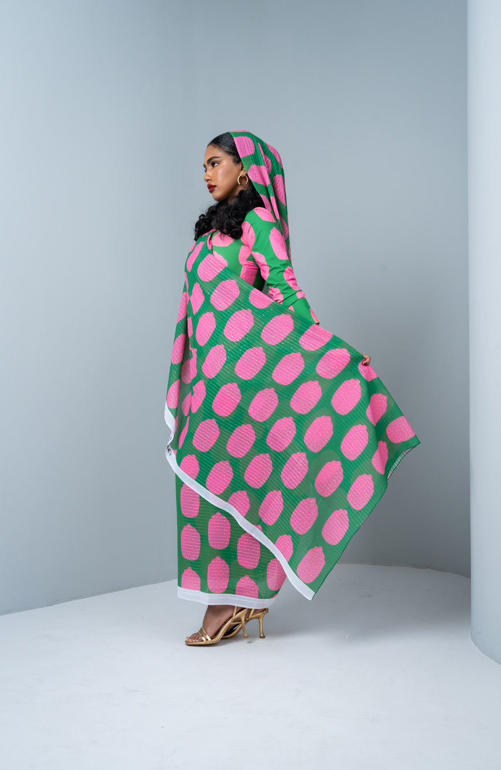 Green-pink Polka dots Toub